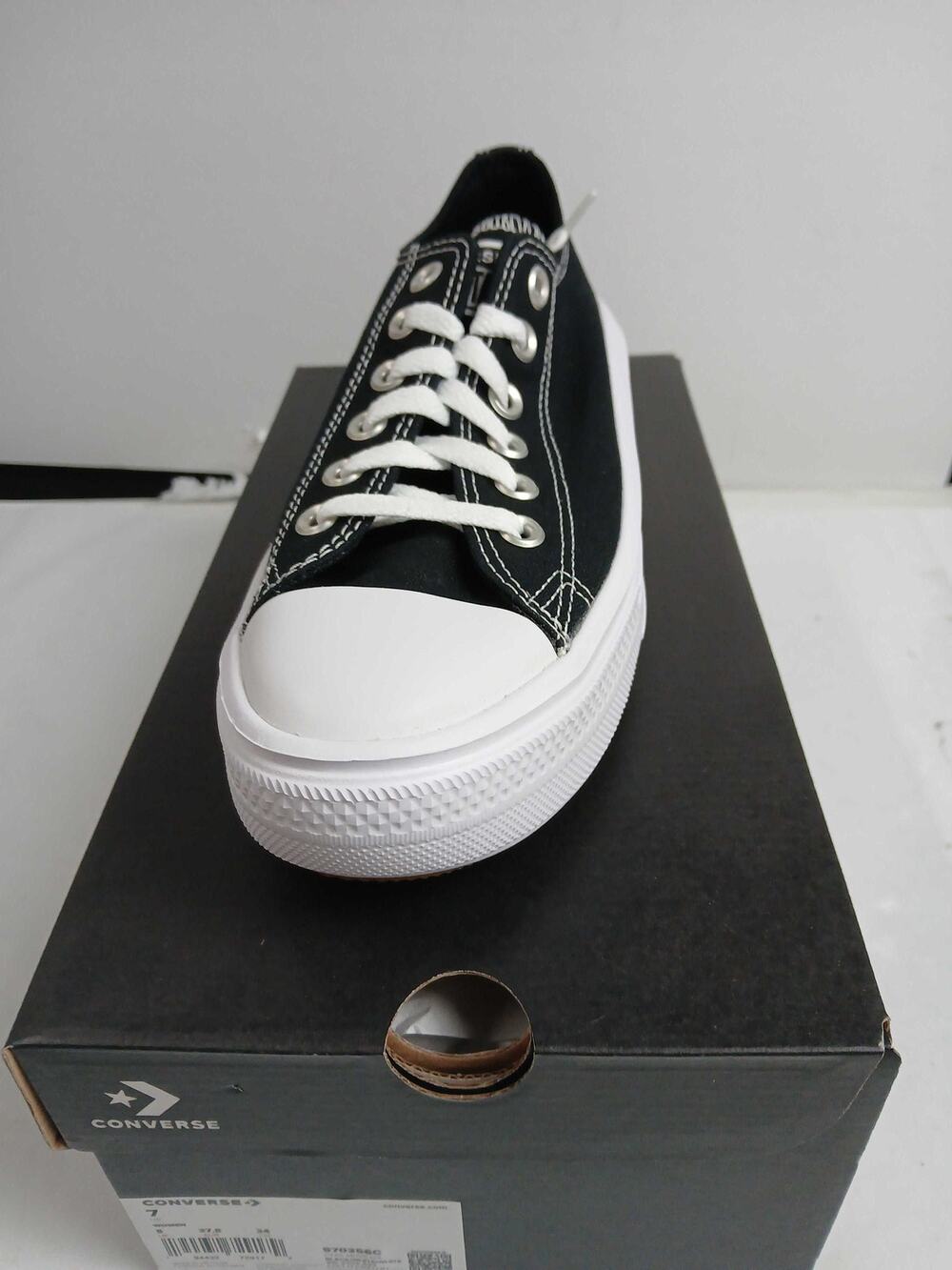 NWT Converse Women's Sneaker, Black/White-Size 7